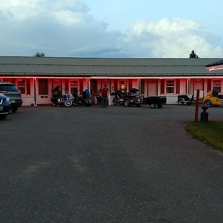 Trail Riders Motel Грэнби Экстерьер фото